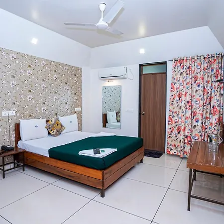 Hotel Prafulla Pure Veg-3