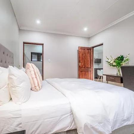 Hurlingham House Guest House-2