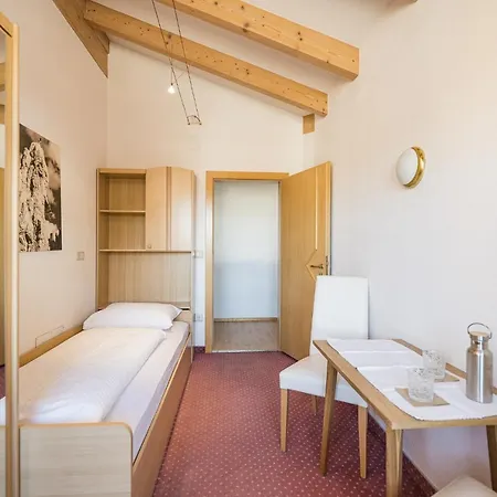 Hotel Waldheim-2