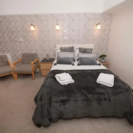 Blantyre Guest House-3