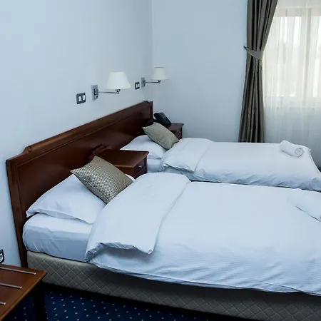 Hotel Hum-2
