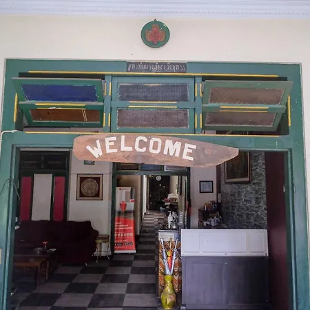 RedDoorz near Plengkung Gading-2