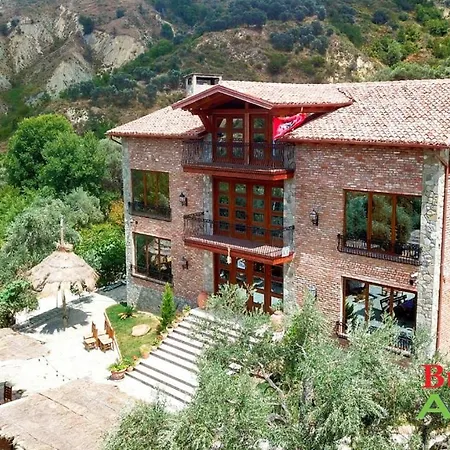 Bujtina Ajazi-3