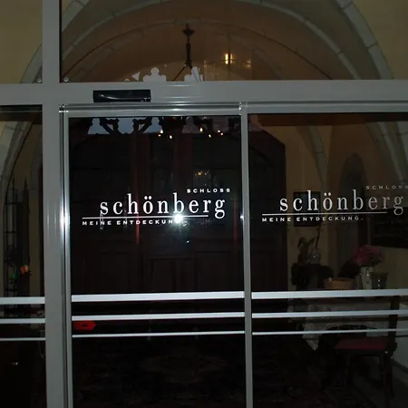 Hotel Garni Schloß Schönberg-2
