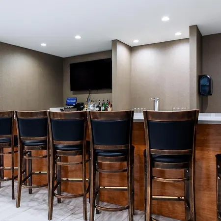 Springhill Suites By Marriott Chester-3