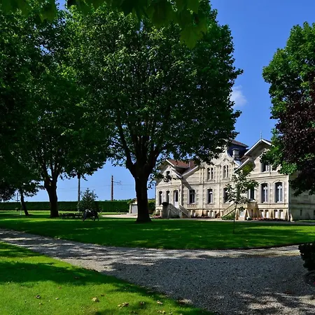 Chateau Maucaillou-2