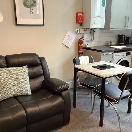Jeffersons Hotel & Serviced Apartments (Adults Only)-3