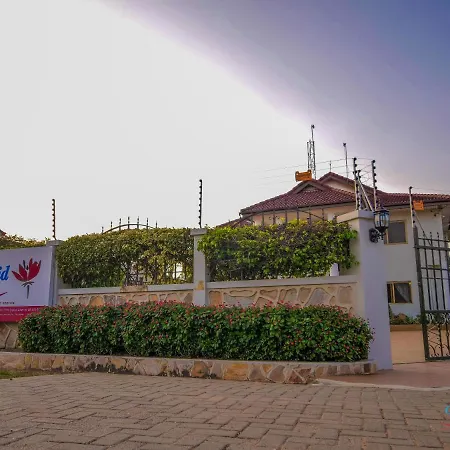 Oak Plaza Hotel East Legon-3