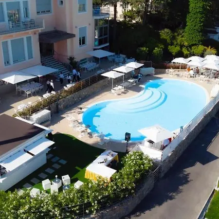Hotel Napoleon-3