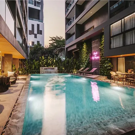Cascade Hotel Bangkok-2