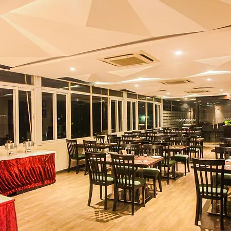 J Hotel-2