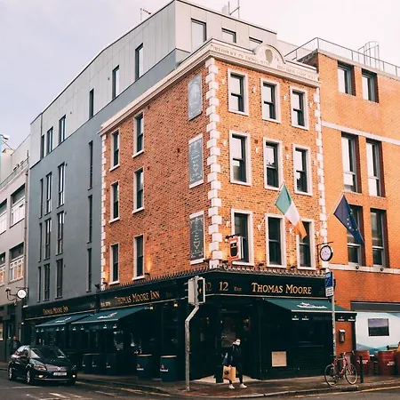 Thomas Moore Inn-2