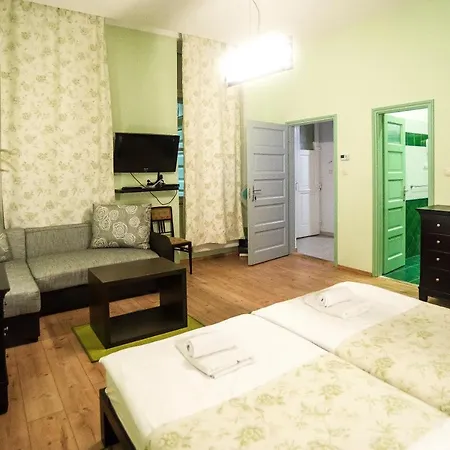 Budapest Rooms Bed&Breakfast-2