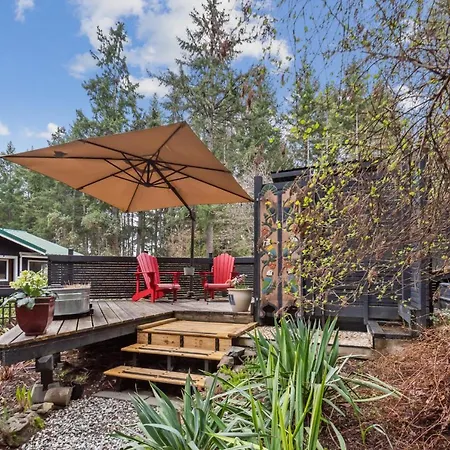Salt Spring Carriage House B&B-2