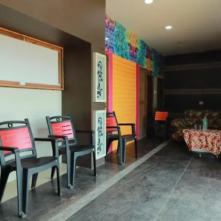 Goroomgo Hotel Galaxy International Puri - Near Golden Sea Beach-3