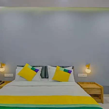 Itsy Hotels Natasha, Vesu, Surat-2