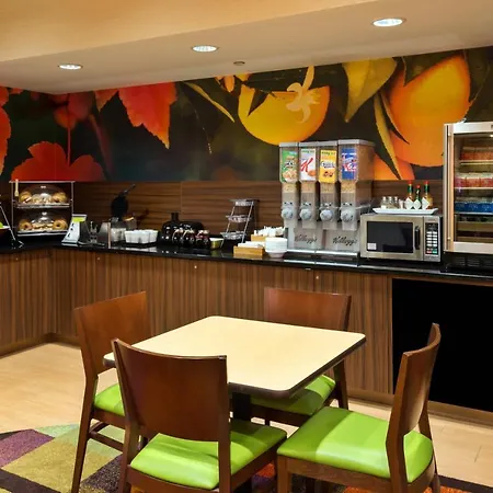 Fairfield Inn & Suites Denver Cherry Creek-2