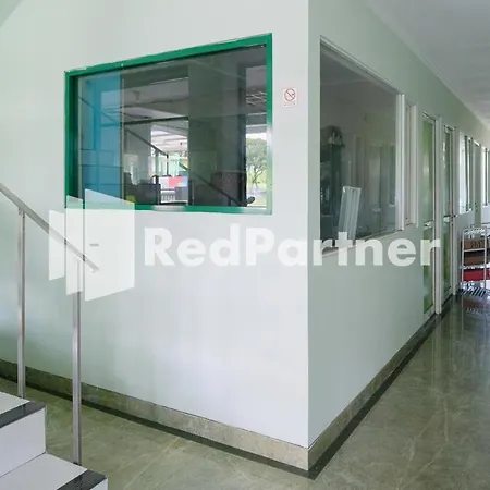 Pondok Hijau Residence RedPartner At Citraland Surabaya-2