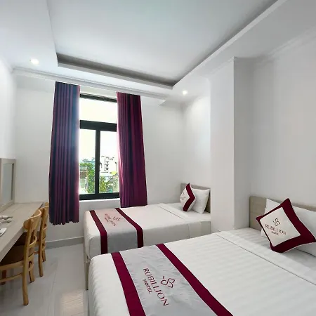 Rubillion Hotel - 5-Min Walking To Back Beach-2