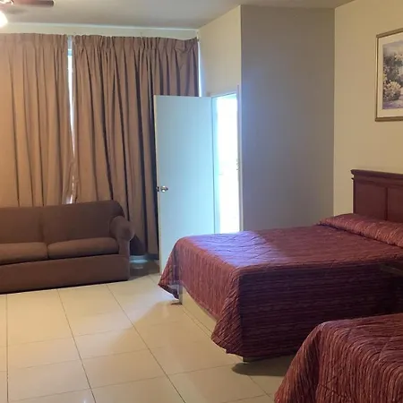 Hotel Plaza Riviera-3