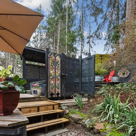 Salt Spring Carriage House B&B-3
