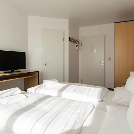 Strandhotel Bansiner Hof-3