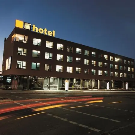 Kult Hotel-2