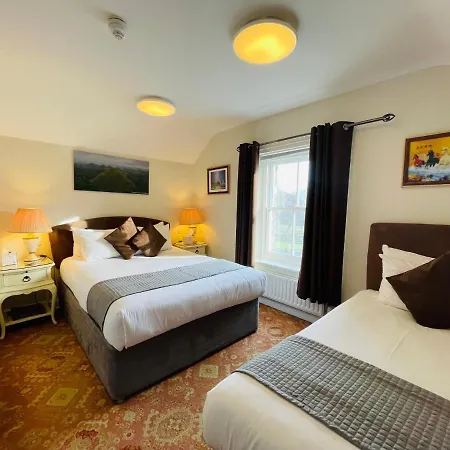 Fairlight Guesthouse-2