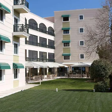 Ramada By Wyndham, Athens Club Attica Riviera-2