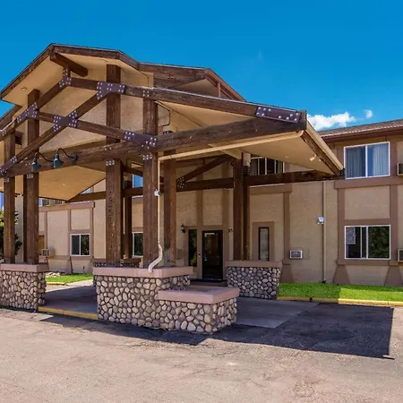 Rodeway Inn-3