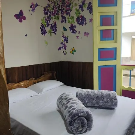 Hostal Casa Madrigal-3