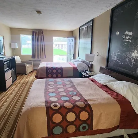 Super 8 By Wyndham Centerville-Richmond-3