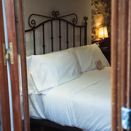 San Sebastian Dot Rooms-3