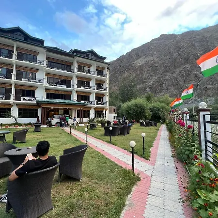 Hotel Chhutuk Heights-2
