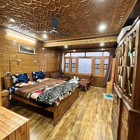 Sun N Shade Guest House-3