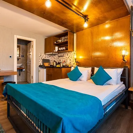 Cube Suites-3