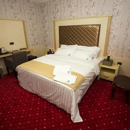 Petriti & Spa-2