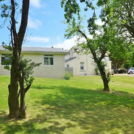 Allandale House-3