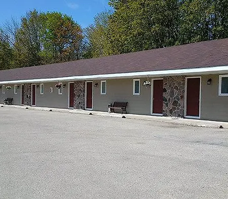 Peninsula Motel-3