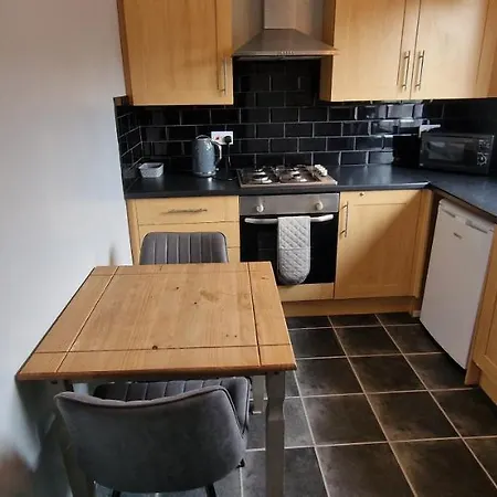 Self Check In Apartment In Central Doncaster-3