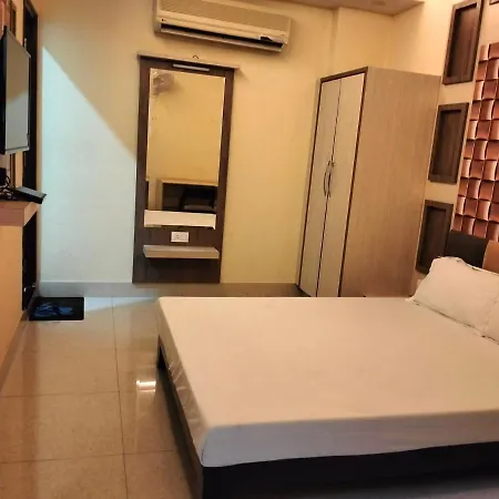 Hotel Shri Gourav-2
