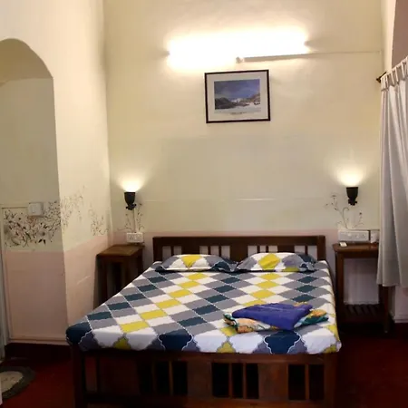 Royal Phoenix Inn - Heritage Stay In Fontainhas, Panjim-3