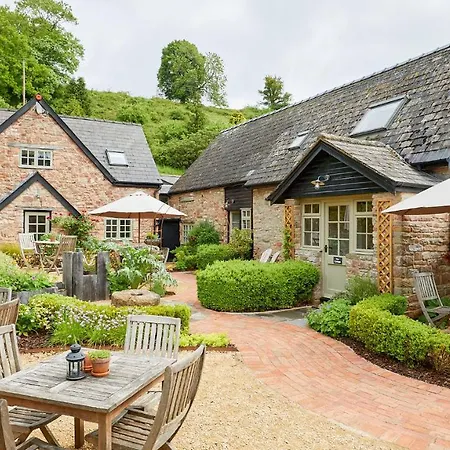 Tudor Farmhouse Hotel-3
