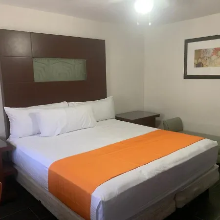 Hotel Dorado Baja-3