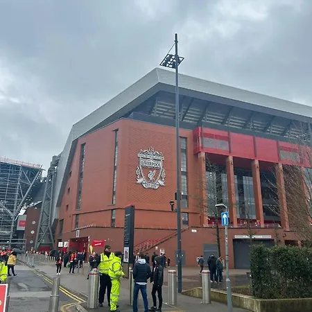 128 Anfield Road-2