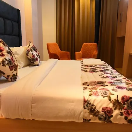 Hotel Apple Tree-2