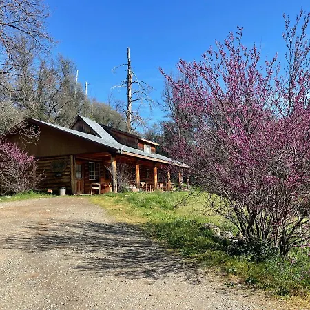 Bear Creek Cabins-3