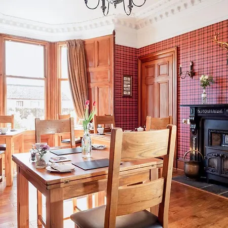 Strathallan Bed And Breakfast-3
