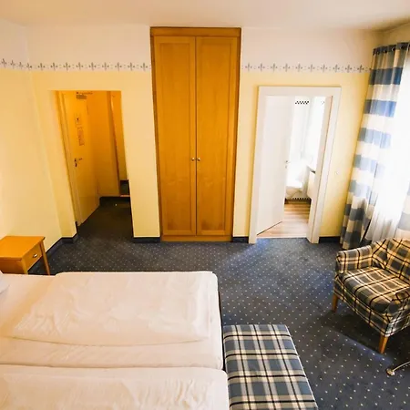 Hotel Rosenheimer Hof-2