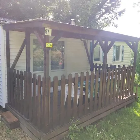 Camping les tilleuls du caminel Mobile home 97-2